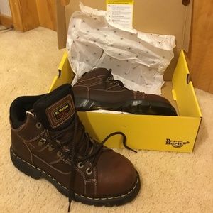 Dr. Martens Ironbridge boots